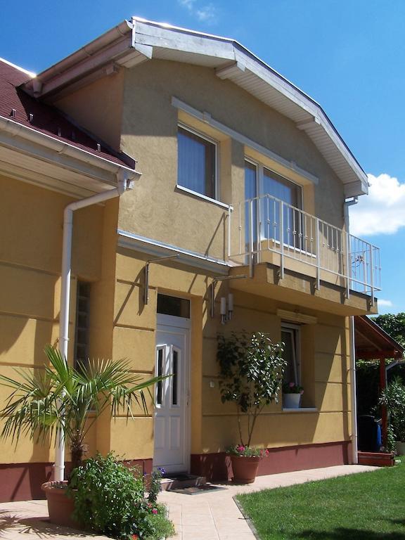 Akacia Apartment - Free Inside Parking, 2 Bedrooms, Garden, Next To Centre Βουδαπέστη Εξωτερικό φωτογραφία