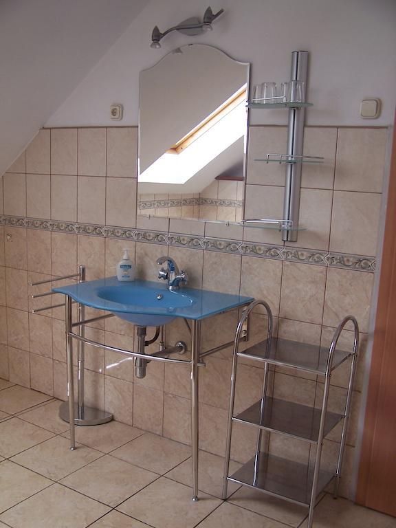 Akacia Apartment - Free Inside Parking, 2 Bedrooms, Garden, Next To Centre Βουδαπέστη Δωμάτιο φωτογραφία